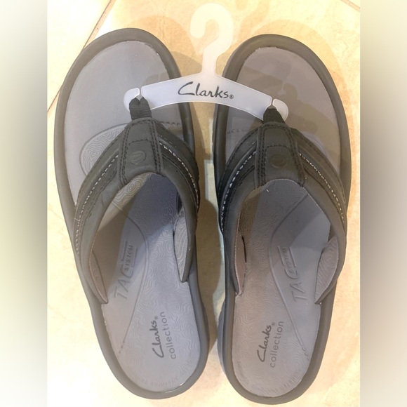 Clarks Men's Wesley Post Sandals - Picture 2 of 7